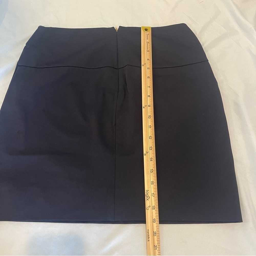 Tory Burch Navy Skirt Size Large - Picture 12 of 12